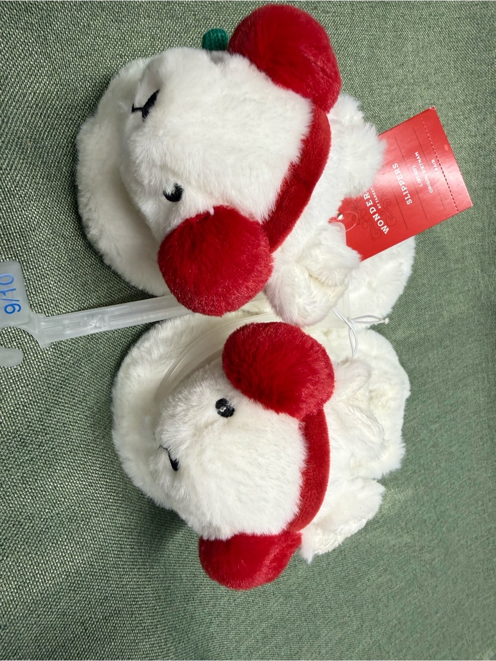 Wondershop White Plush Slippers with Red Accents 9t-10T